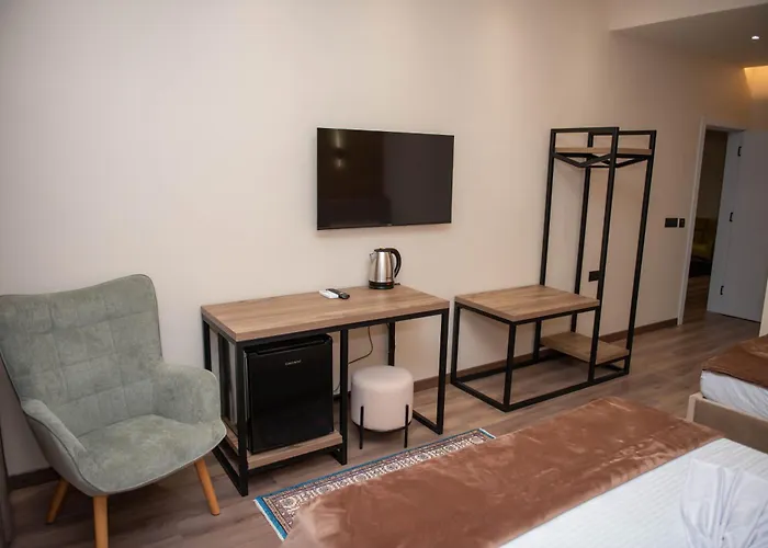 Ora E Vjeter Pensión